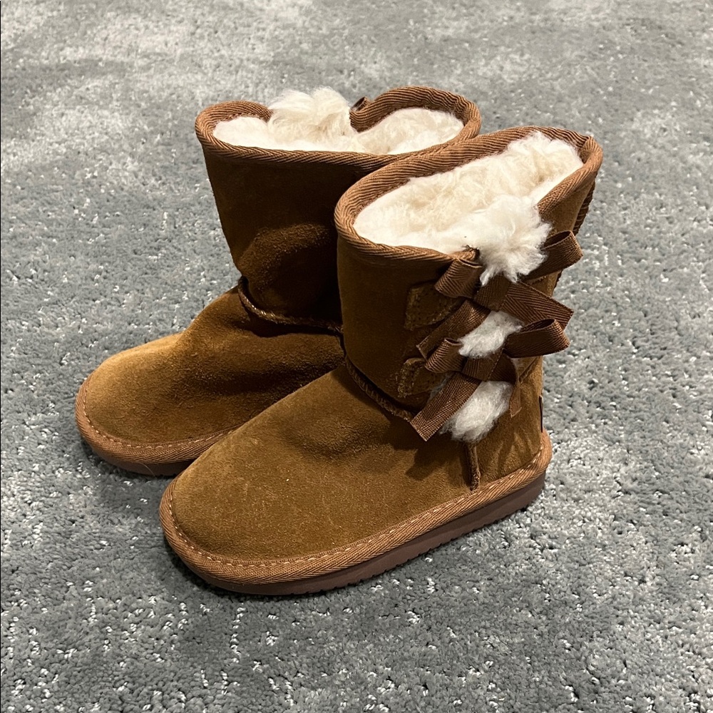 Koolaburra Tan Kids Boots with Bows 6